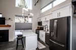 Granite countertops and premium appliance